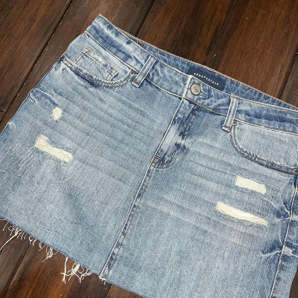 Aeropostale / Denim Blue Jean Raw Edge Hem Fringe A-Line Mini Skirt / Size 8